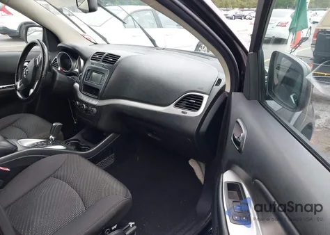 2013 Dodge Journey Sxt z USA, uszkodzony, nr VIN 3C4PDCBG9DT584454